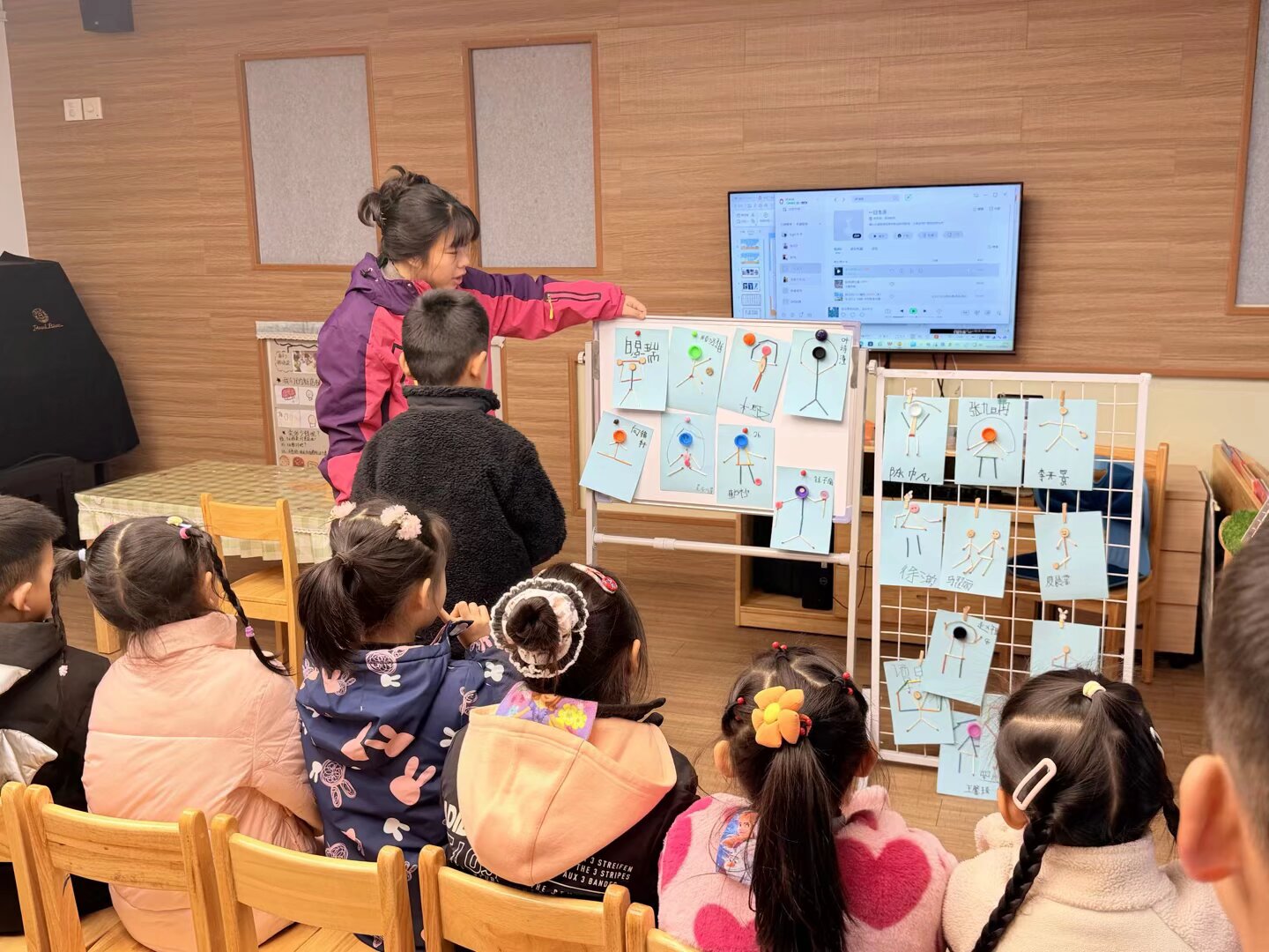 定稿【生命迈幼&middot;教学动态】以爱为桥 见证绽放——记迈幼嘉誉山分园家长半日开放活动_html_5adaf186.jpg