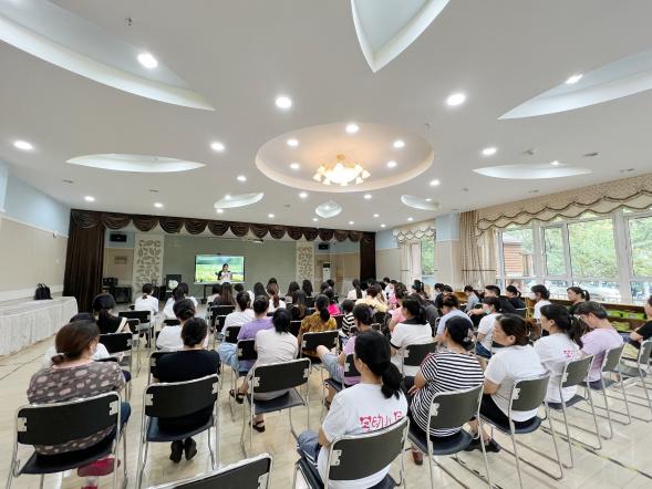 2022.08.25开学前教职工大会_html_m62ab7c51.jpg