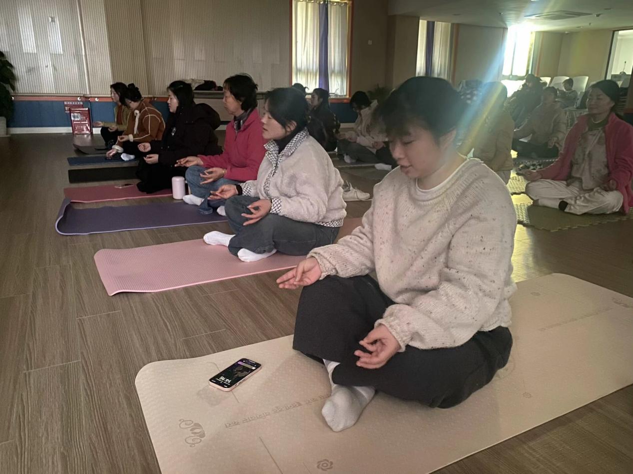 【生命迈幼·工会活动】关注心理健康 预防心灵感冒 ——迈皋桥幼儿园工会活动_html_7333119a.jpg