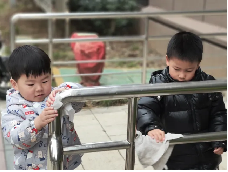 20240304【生活燕幼·园区动态】“三月春风暖，雷锋伴我行”——学雷锋系列活动_html_52b924ee.png