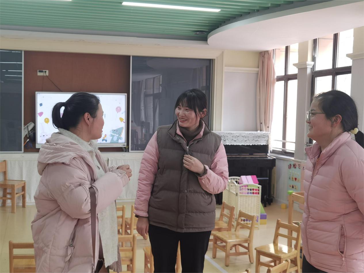 20240312家长会_html_39a153e3.jpg