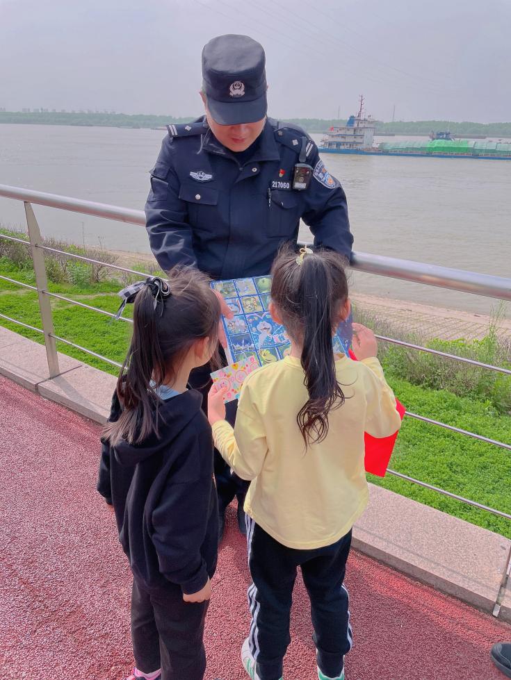 20210429  新城大班社区活动新闻(1)_html_m3e839e61.jpg