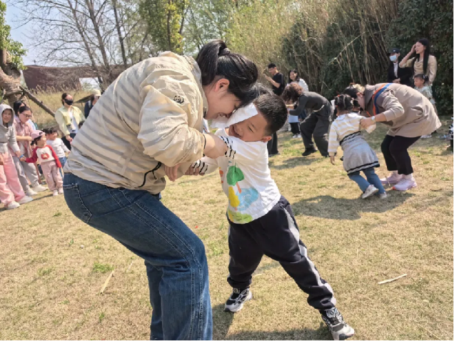 20250326【生活燕幼&middot;园区动态】新城分园：春风生万物，美好将启程——幼儿春季游学活动_html_128fe3b6.png