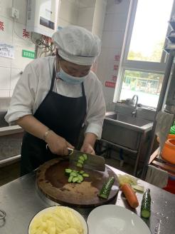祥和园2022.5.7厨房刀工比赛 - 副本_html_m56328cec.jpg