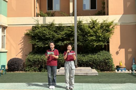 【生活燕幼·园区动态】下庙分园：“大手牵小手，球趣乐无穷”——小中班运动会_html_7cf76393.jpg