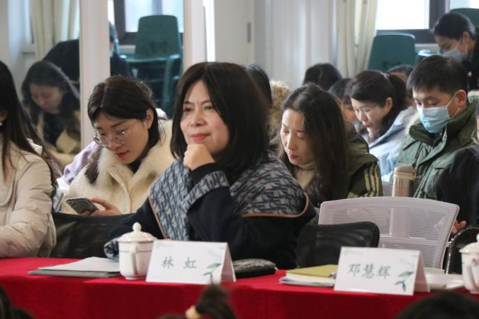 1_区课程游戏化新闻稿_html_20d68e3.jpg