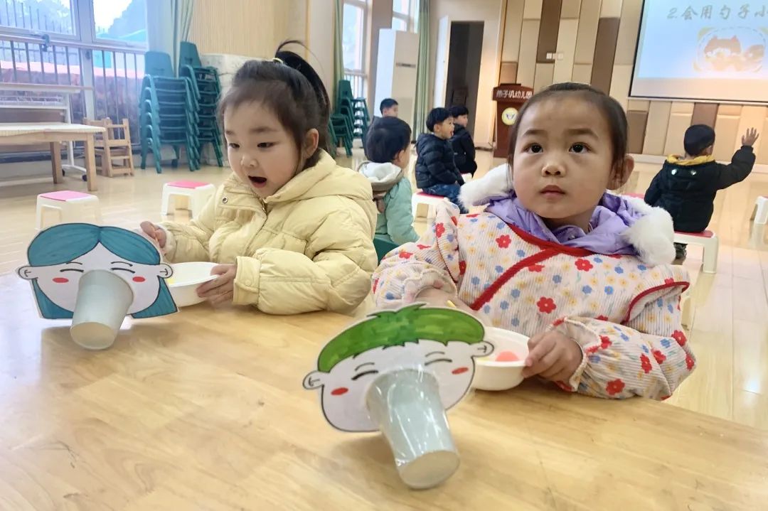 20231215【生活燕幼·园部动态】下庙分园：“自理小能手，快乐显身手”——自理能力大赛_html_m3ac00ce0.jpg