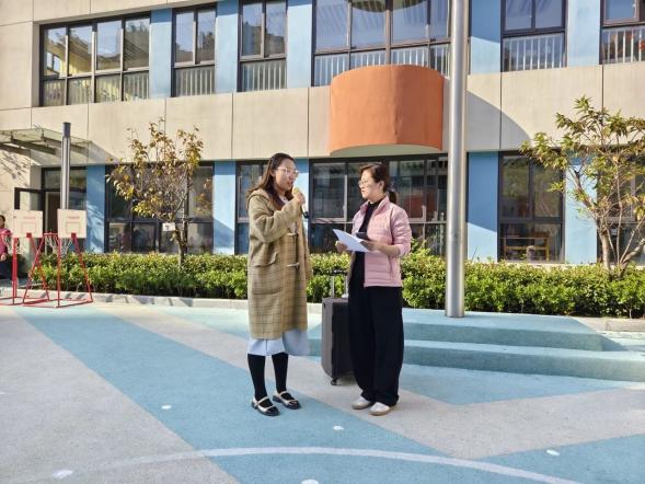 20241107【生活燕幼·安全第一】燕鸣苑分园：“消防在‘童’心，安全护‘童’行”——幼儿园消防安全培训及疏散演练_html_518369e7.jpg
