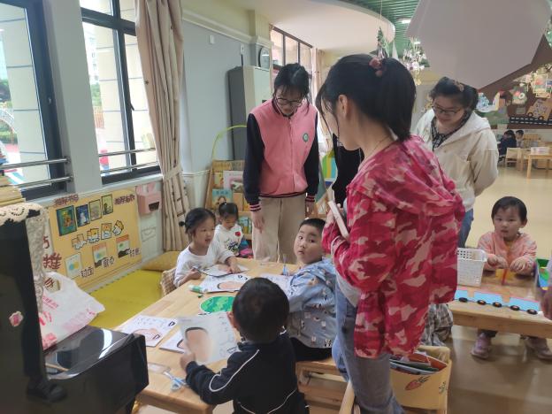 语言教研组开课和区域新闻_html_3046192f.jpg