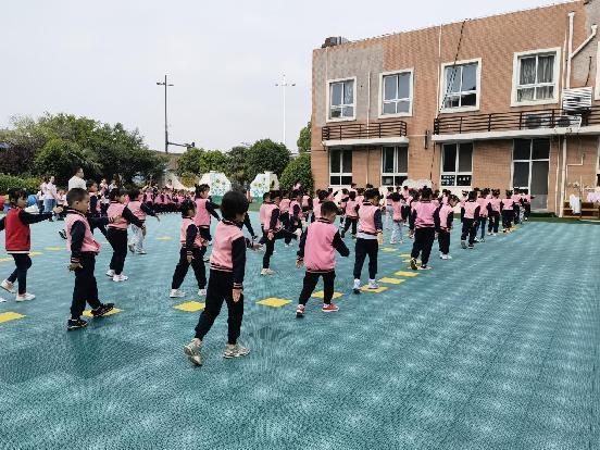20220513祥和园区幼儿早操评比活动_html_65d442a3.jpg