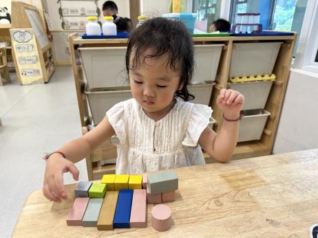 20240621【生活燕幼·园区动态】童年不同样 趣评见成长——幼儿园期末评估活动_html_47e18f90.jpg