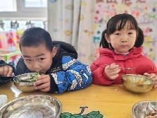 20230224燕幼中心园：新学期，新变化_html_m7da4b02a.jpg
