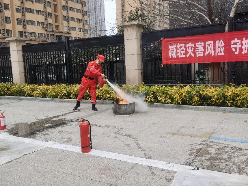 20230217【生活燕幼·安全第一】下庙分园：“安全于心，消防先行”——消防安全系列活动(2)_html_m49784536.jpg