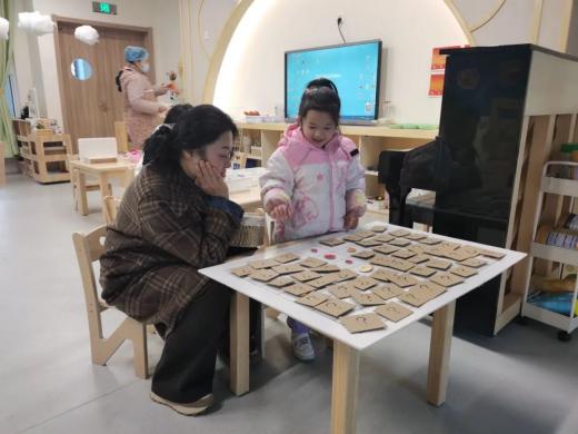 20231201 【生活燕幼·园区动态】燕鸣苑分园：冬日有约 伴“幼”成长——家长半日开放活动_html_m556b1ecf.jpg