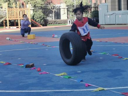 20201118【年级组动态】新城园区大班年级组运动会_html_m6f38817a.jpg