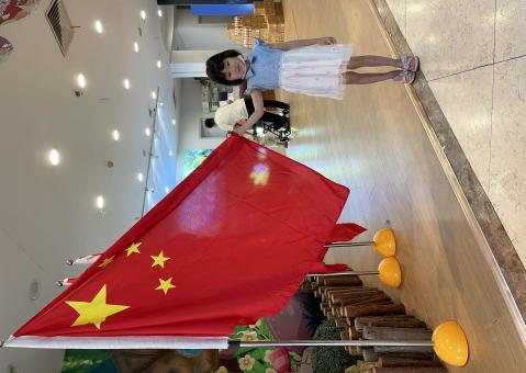 新城园 2021.10.15大班组国庆活动新闻_html_6db792a7.jpg