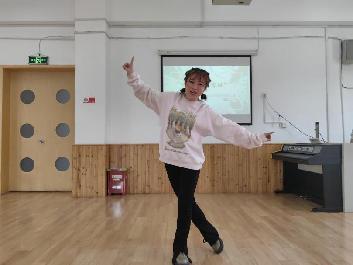 【生活燕幼·园区动态】燕幼中心园“舞韵育人  展现风采”——教师舞蹈技能评比活动_html_m8dd2d50.jpg