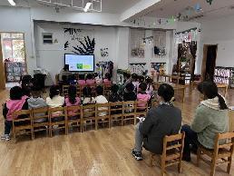 20230321燕幼中心园半日跟踪活动_html_m5ed32883.jpg