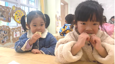 20231115【生活燕幼&middot;园区动态】小小时光，岁岁成长——十一月“小桃子”生日会_html_423d7f56.png