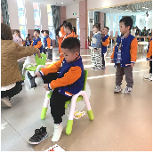 20231124【生活燕幼·园区动态】生活小能手，自理我最行——小班生活自理能力比赛_html_400a26e0.png