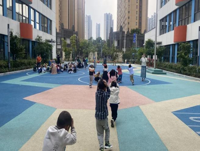 20230512【生活燕幼·安全第一】燕鸣苑分园：防震减灾 安全“童”行—--地震避震演练活动_html_m5c7fc04b.jpg