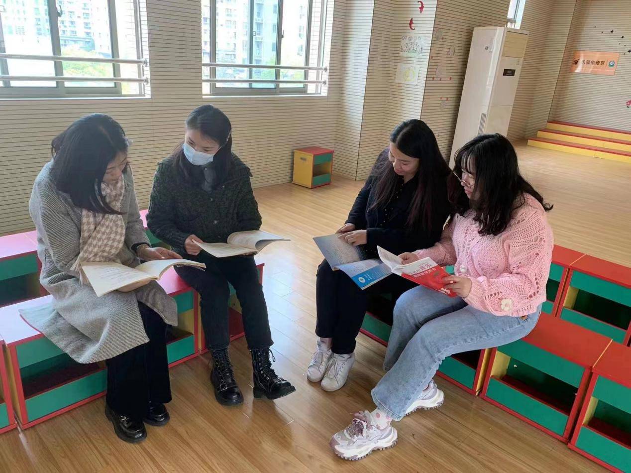 【养正颐小·教学】青春激扬，以赛促研  ——中电颐和家园小学综合组第四次集体备课