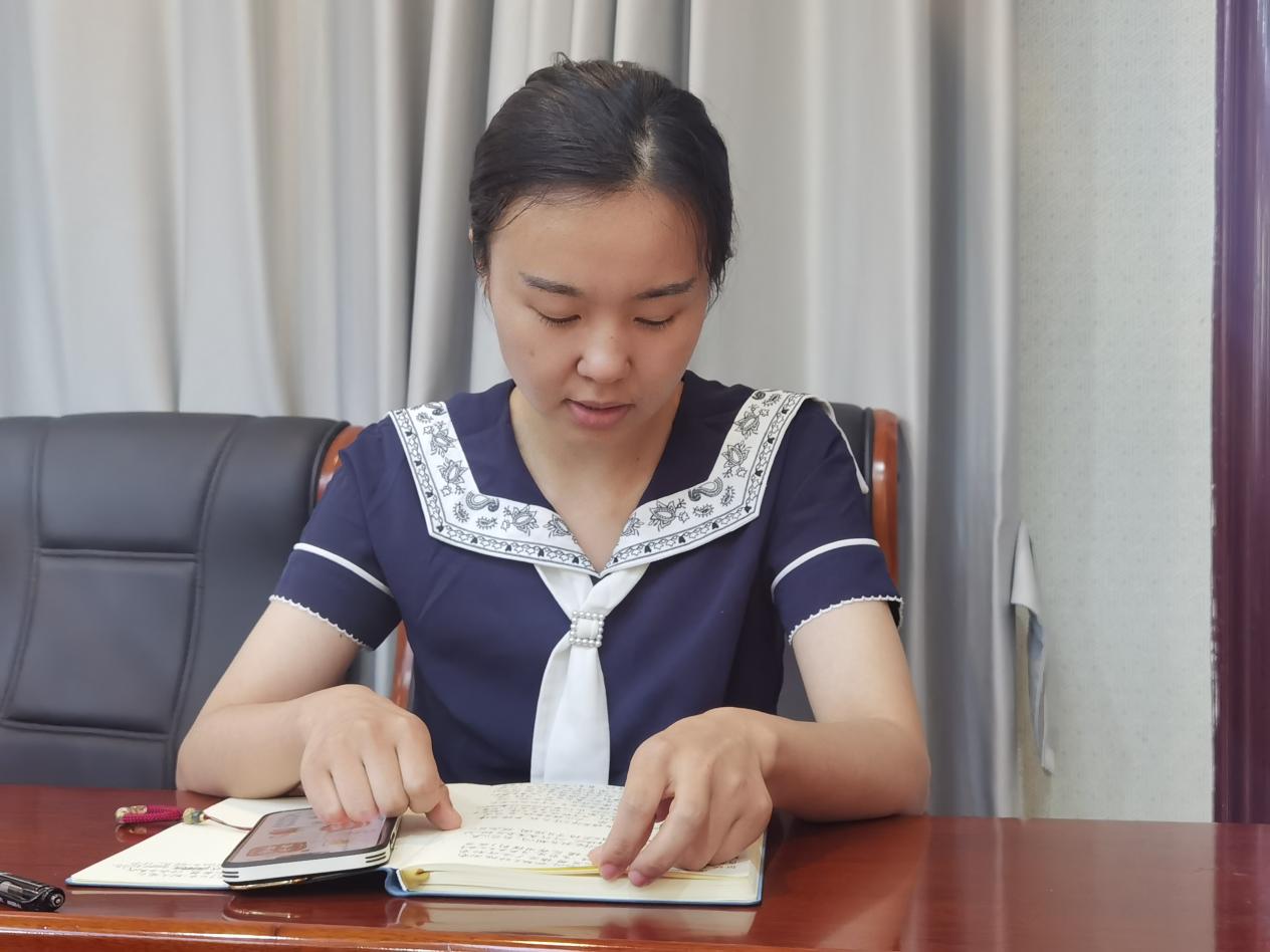 【颐小&middot;党建】践初心 再前行——中电颐和家园小学党支部召开预备党员转正大会_html_4b889962.jpg