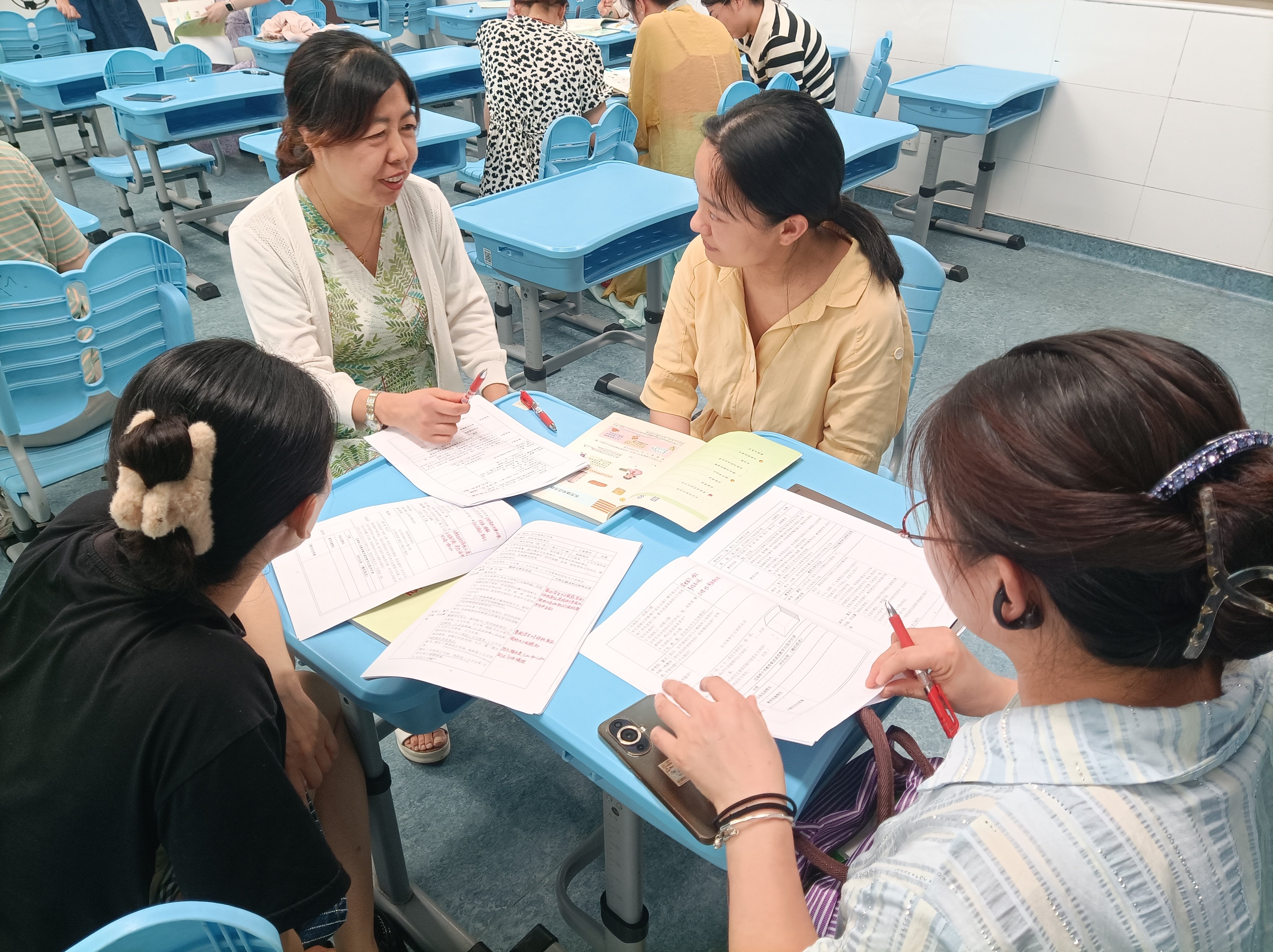 2024.8.31数学组第一次集体备课_html_21c75fc3.jpg