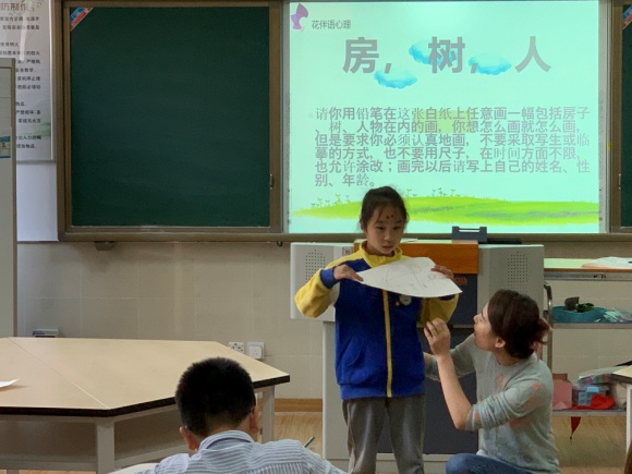 附中仙小南邮校区融合教育系列课程新闻稿_html_38c0c75.jpg