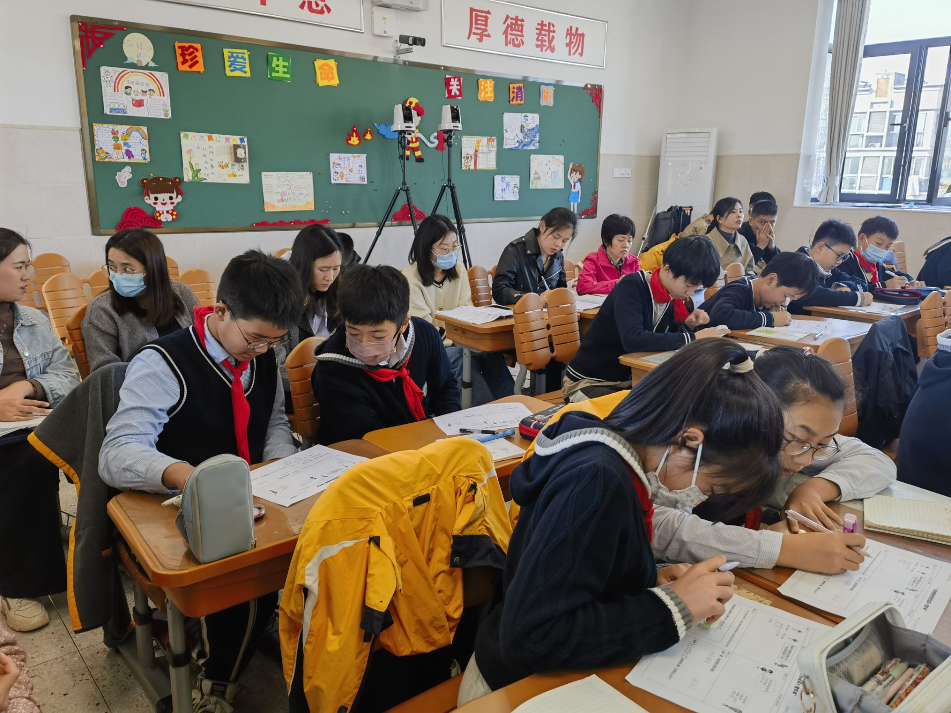 照片4.JPG