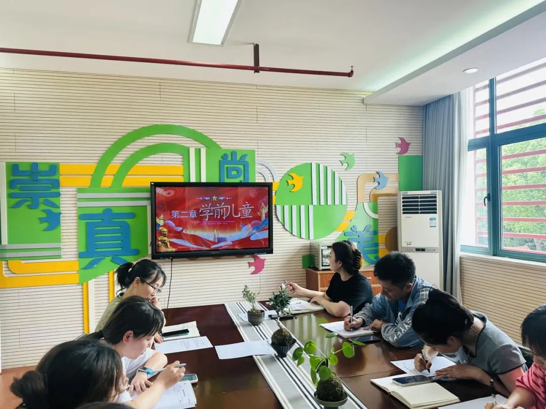 临时_html_9c9225a.jpg