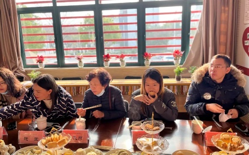 家长会新闻稿(1)_html_2c55173d.jpg