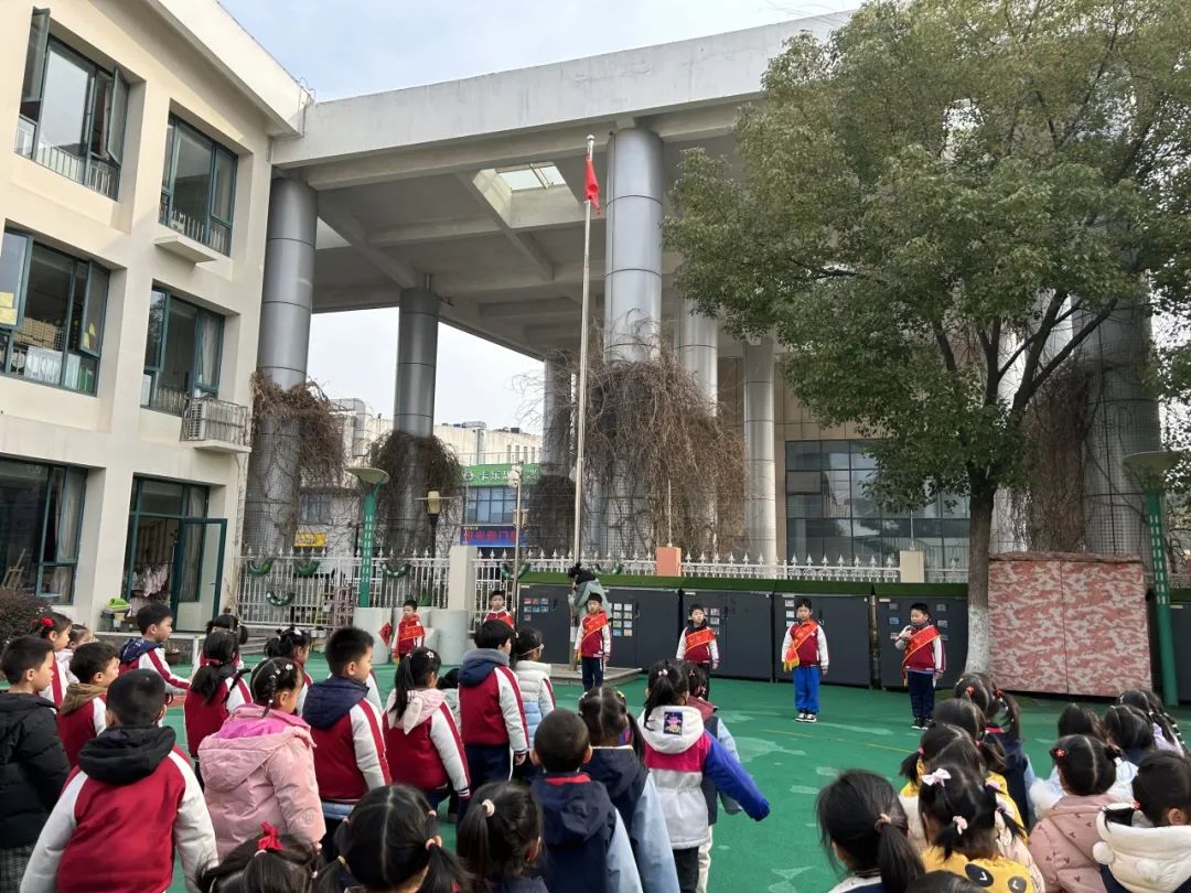 临时_html_4522ac71.jpg