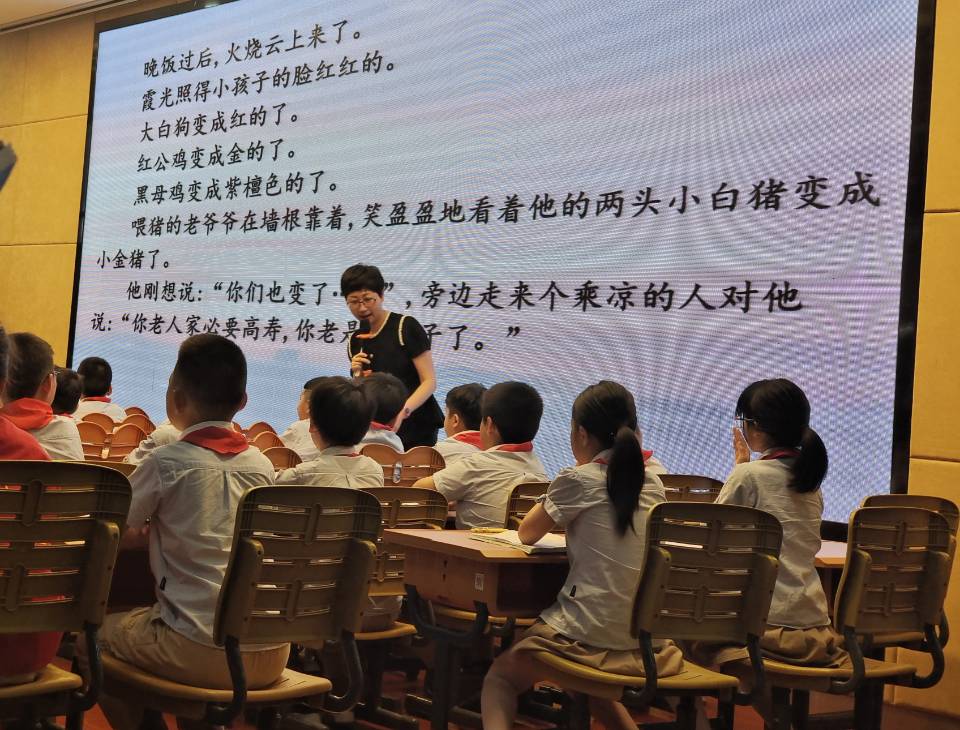 语文区级教研新闻报道(4)_html_327b8cf.jpg