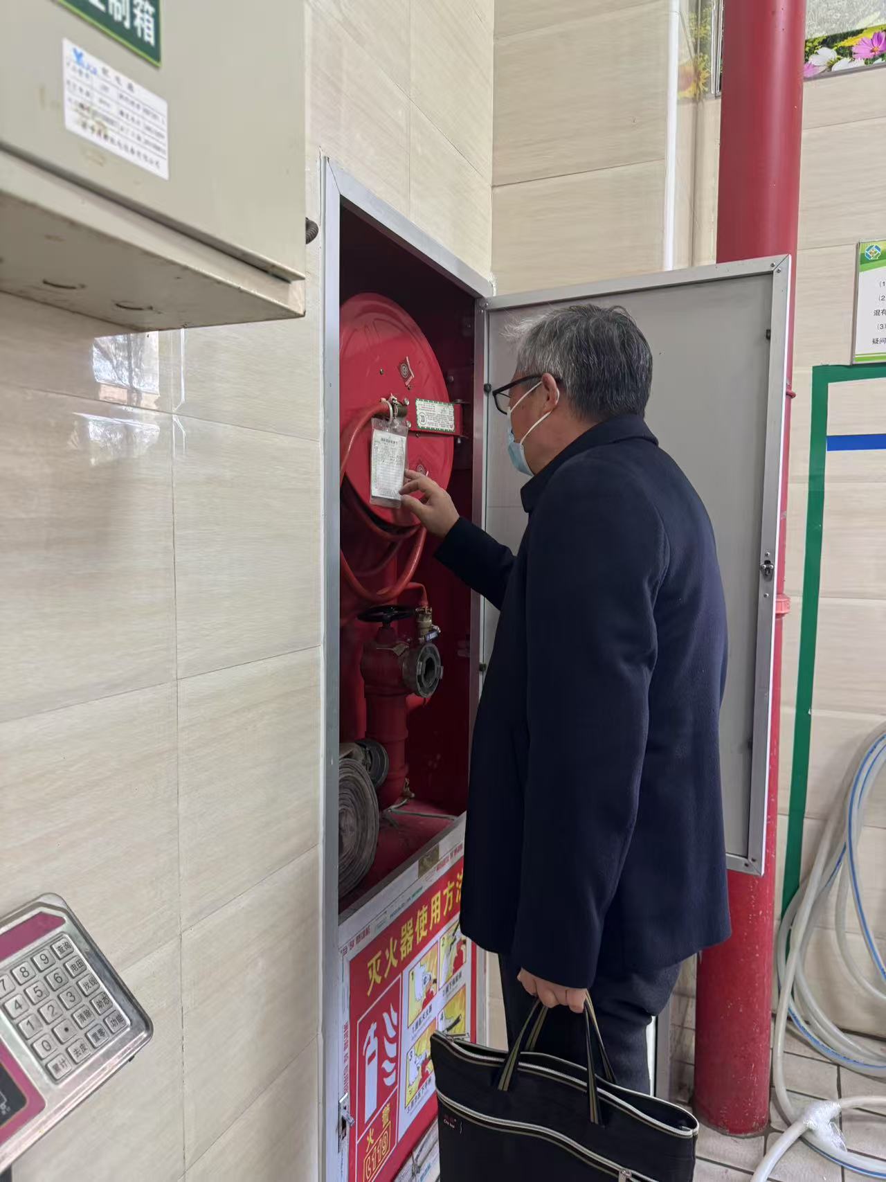 新建 DOC 文档_html_m3e12f4e8.jpg