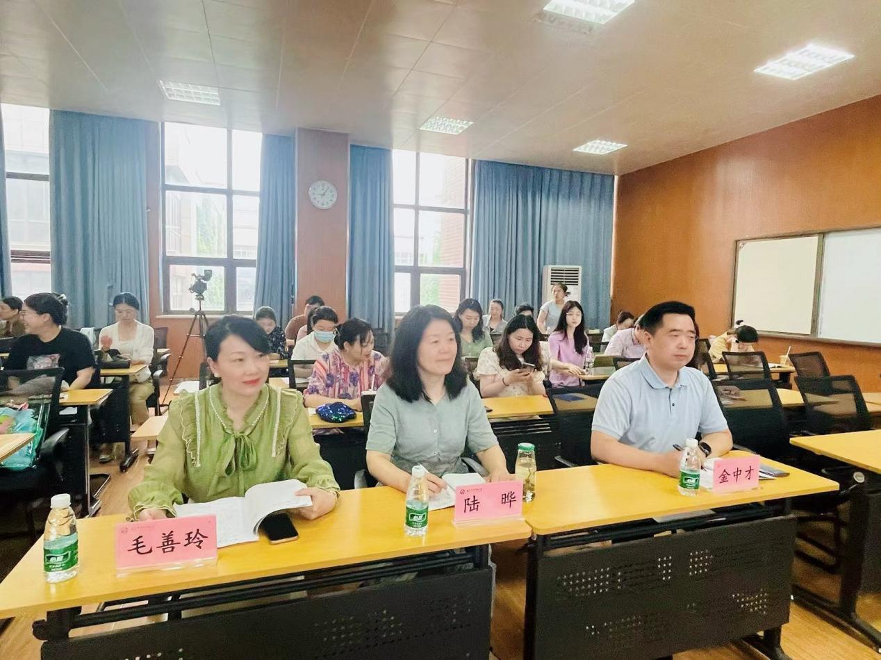 【大爱青秀】基于核心素养下的如歌品德教学新样态研究
