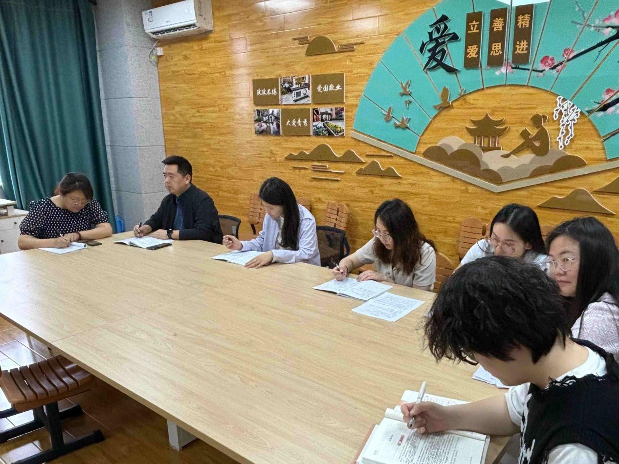 【大爱青秀•教学】笔尖生花 经典焕新 ——青秀城小学语文组校本研修活动（七）