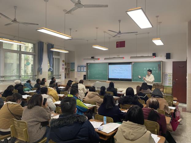 朱洋梦-2023.12.1-【大爱青秀·德育】家校聚力扬帆起 乘风破浪万里航——记南京市青秀城小学三年级“慧秀”家长学校_html_6f123925.jpg