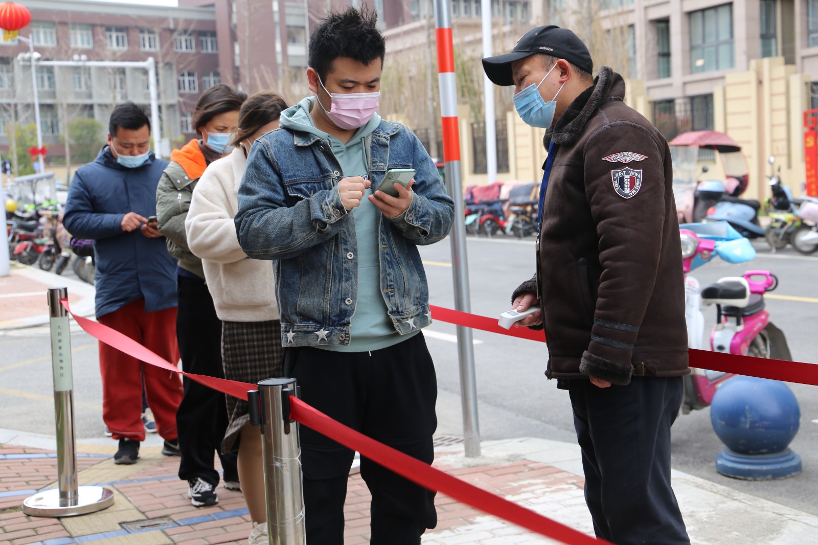 【乐活龙幼】携手共育 与爱同行 ——记龙潭幼儿园龙岸二园家长会活动报道