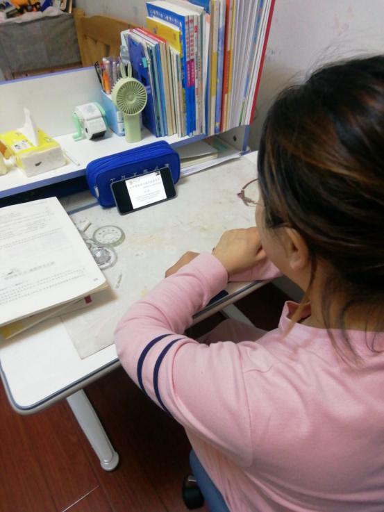 孩子复学不焦虑_html_m1dc072d7.jpg