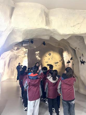 20250209三（3）假日小队活动报道_html_m4952e0f1.jpg