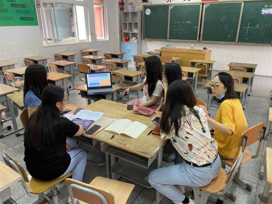 2020.7.8英语组集体备课报道_html_bc92362.jpg