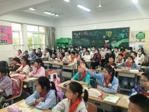 家校共育，见证成长_html_m453c61a1.jpg