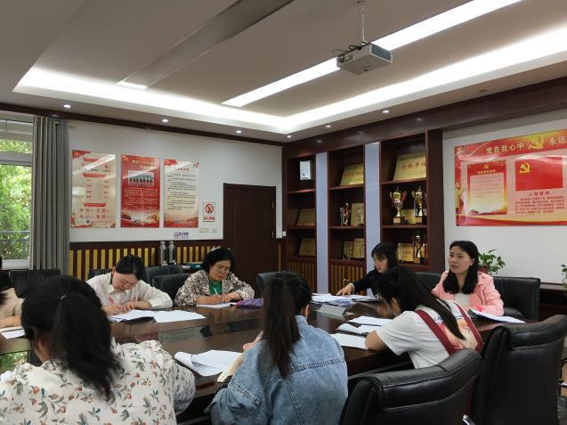20210514班主任会报道_html_5bcc16a8.jpg