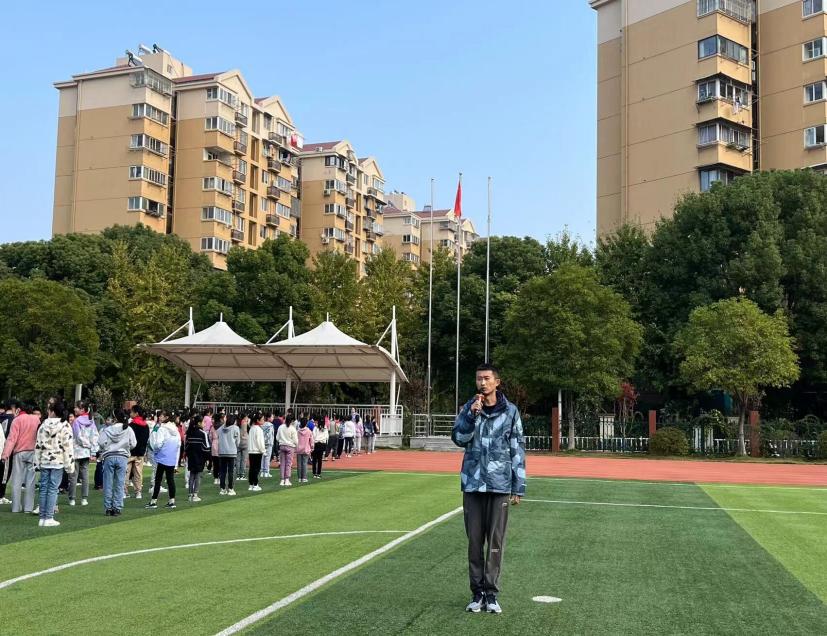 消防演练报道 11.9_html_3b30a1b0.jpg