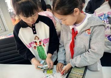 校园童星驿站焕活力  兑换热潮点燃欢乐时光_html_m12b32cd7.jpg