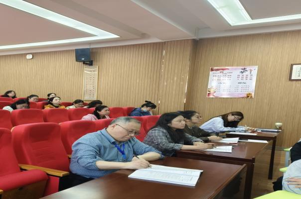 20250408语文组童学课堂报道_html_f1f9064.jpg