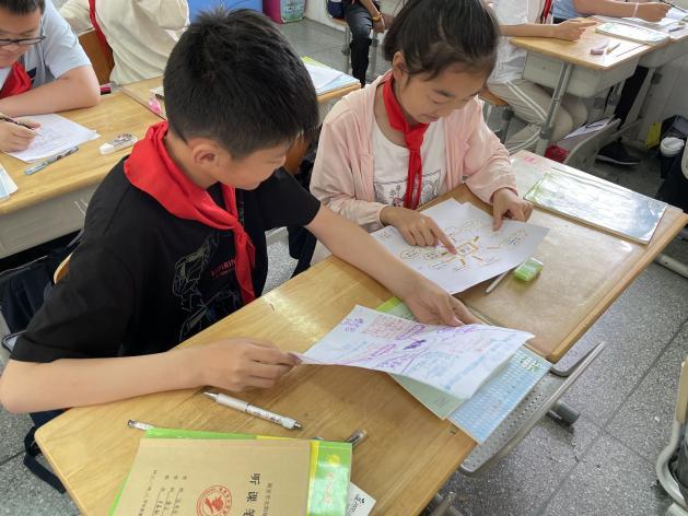 20210527吉康六年级循环听课报道_html_m31113dc4.jpg