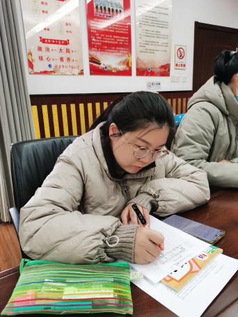 20221129语文组校本研修报道_html_md5a667e.jpg