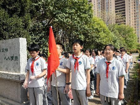 丹心照古今 正气润童心新闻稿_html_m4ff66014.jpg